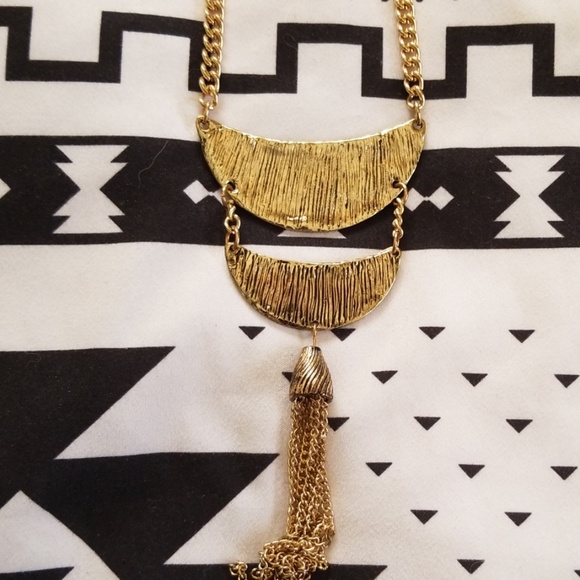 Gold Tassel Necklace - Picture 5 of 6